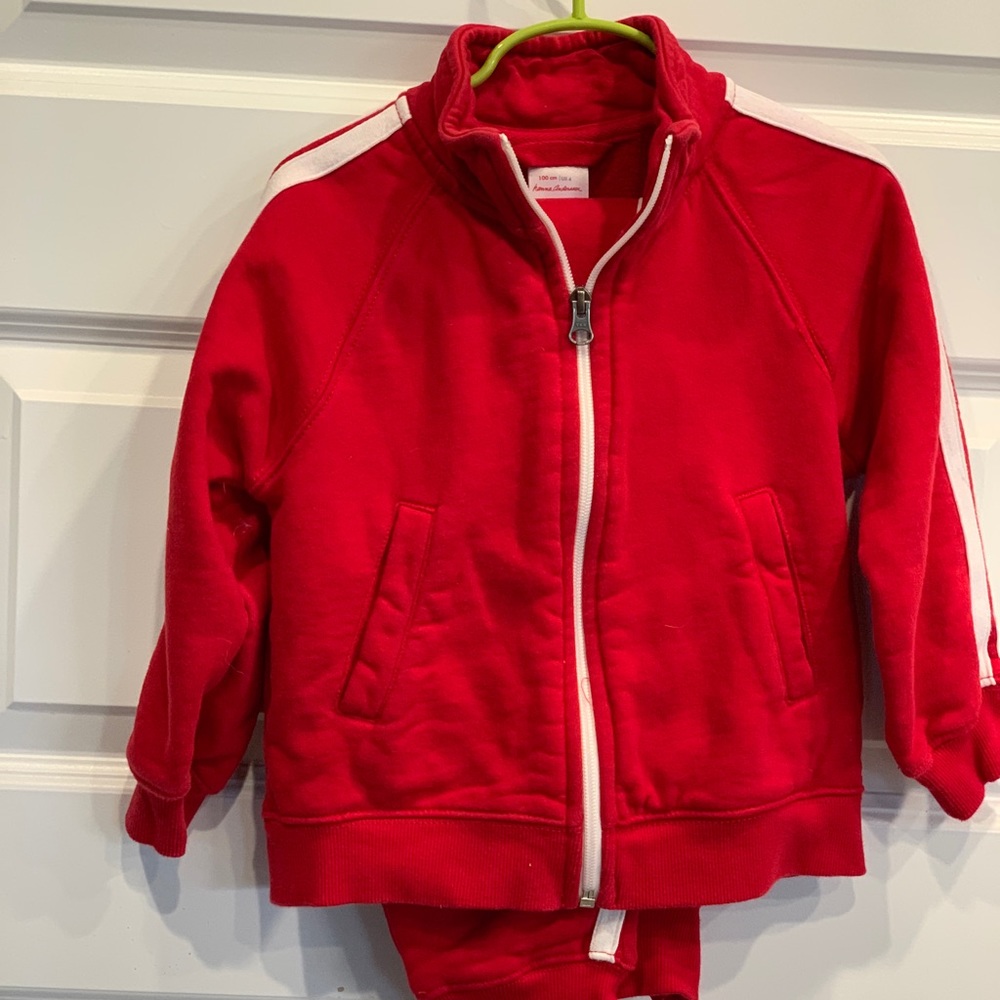 Hanna andeson unisex tracksuit. Used for a Christmas photo.4t
